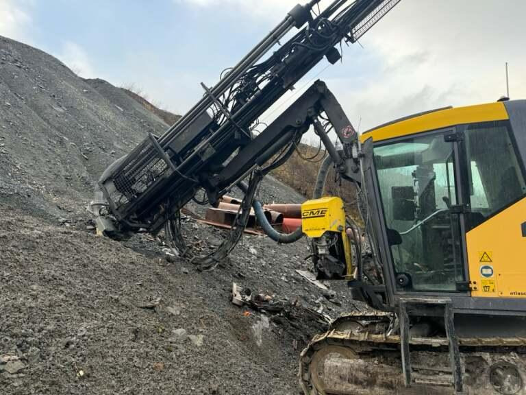 Atlas Copco SmartROC T40-11 - Maşină de foraj: Foto 5 Atlas Copco SmartROC T40-11 - Maşină de foraj: Foto 5