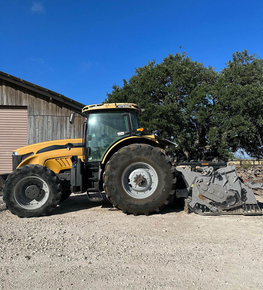 Challenger/FAE MT675C/MTM225 - Tractor pe senile: Foto 1 Challenger/FAE MT675C/MTM225 - Tractor pe senile: Foto 1