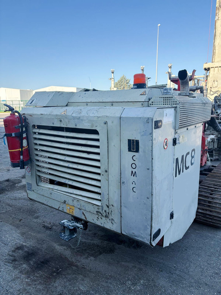 Comacchio MC8 - Sonetă: Foto 5 Comacchio MC8 - Sonetă: Foto 5