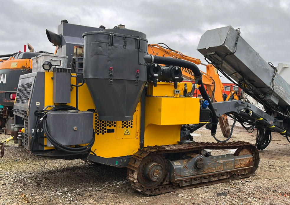 Epiroc FlexiROC T30R-03 - Maşină de foraj: Foto 1 Epiroc FlexiROC T30R-03 - Maşină de foraj: Foto 1