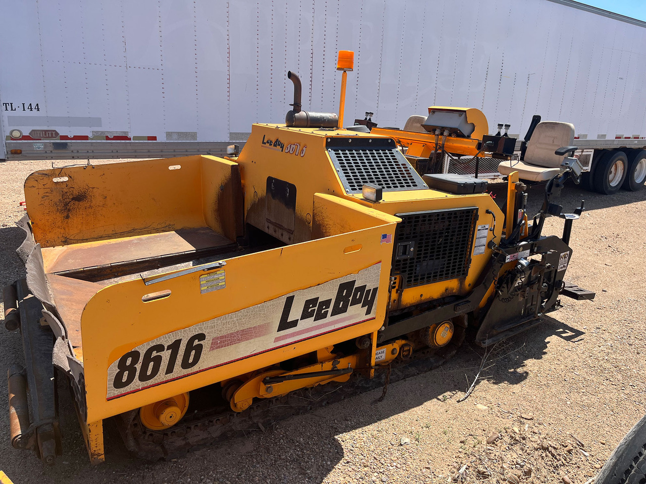 Leeboy 8616 - Finisor de asfalt: Foto 2 Leeboy 8616 - Finisor de asfalt: Foto 2