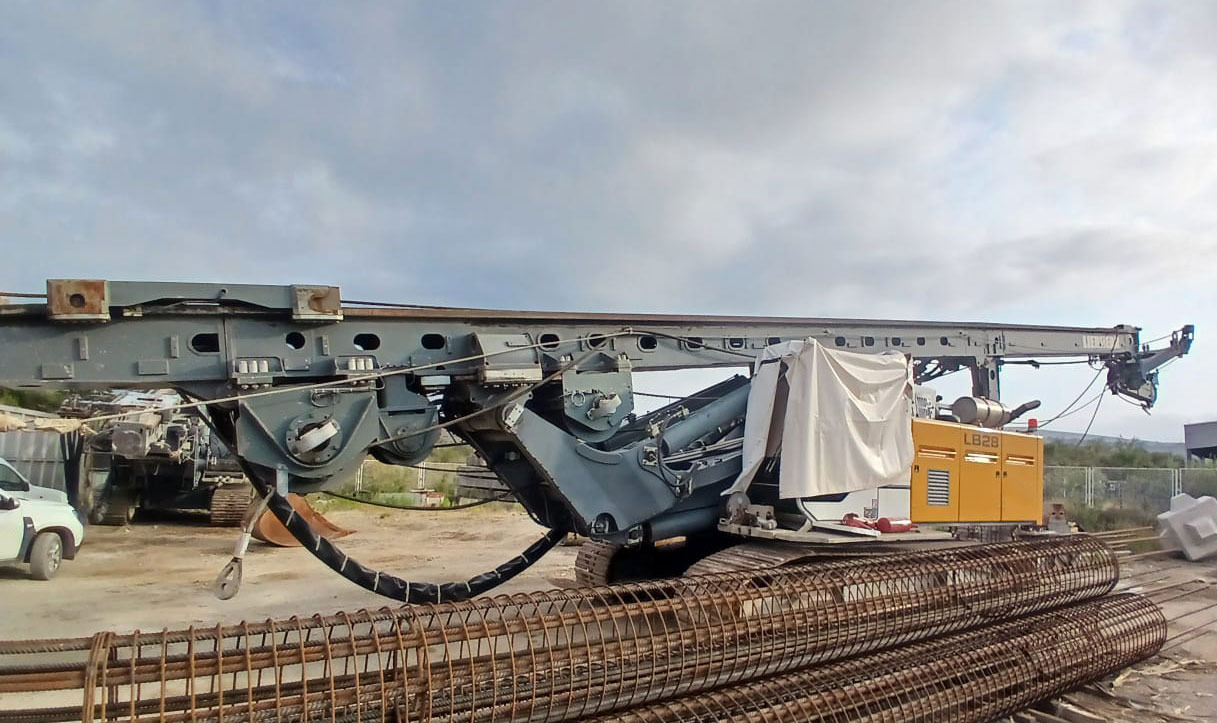 Liebherr LB28 - Sonetă: Foto 3 Liebherr LB28 - Sonetă: Foto 3