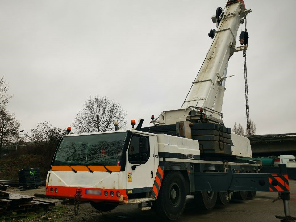 Liebherr LTM 1200-5.1 - Automacara: Foto 3 Liebherr LTM 1200-5.1 - Automacara: Foto 3