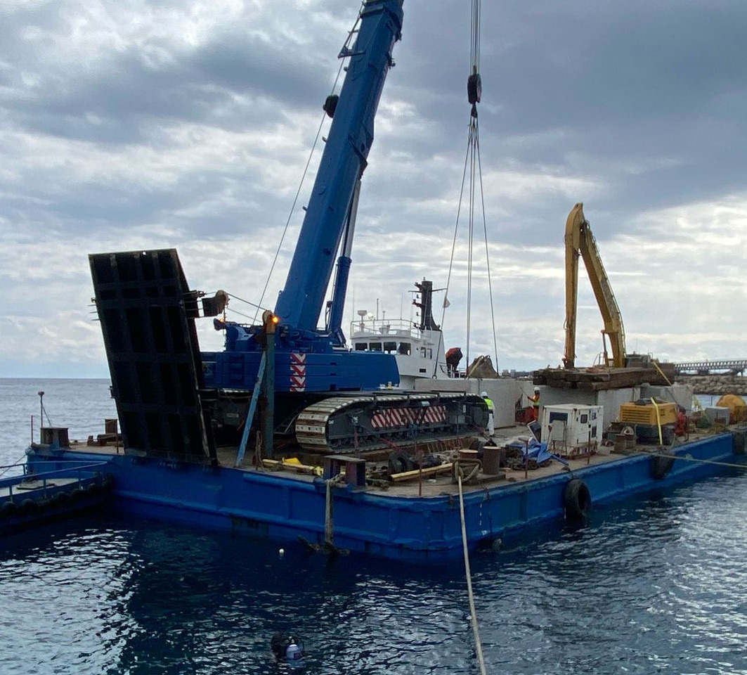 Liebherr LTR 1220 - Macara pe senile: Foto 4 Liebherr LTR 1220 - Macara pe senile: Foto 4