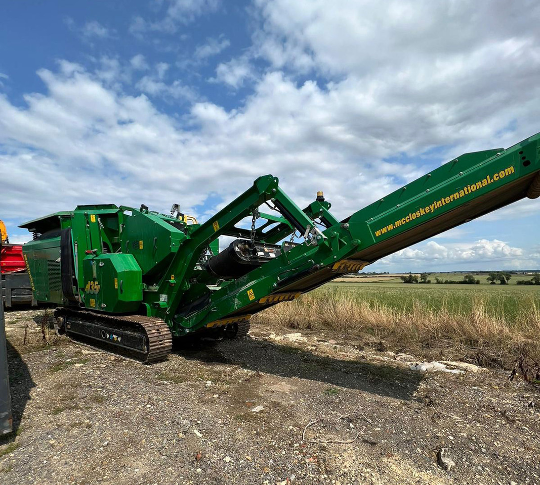 McCloskey J35 - Concasor cu fălci: Foto 1 McCloskey J35 - Concasor cu fălci: Foto 1