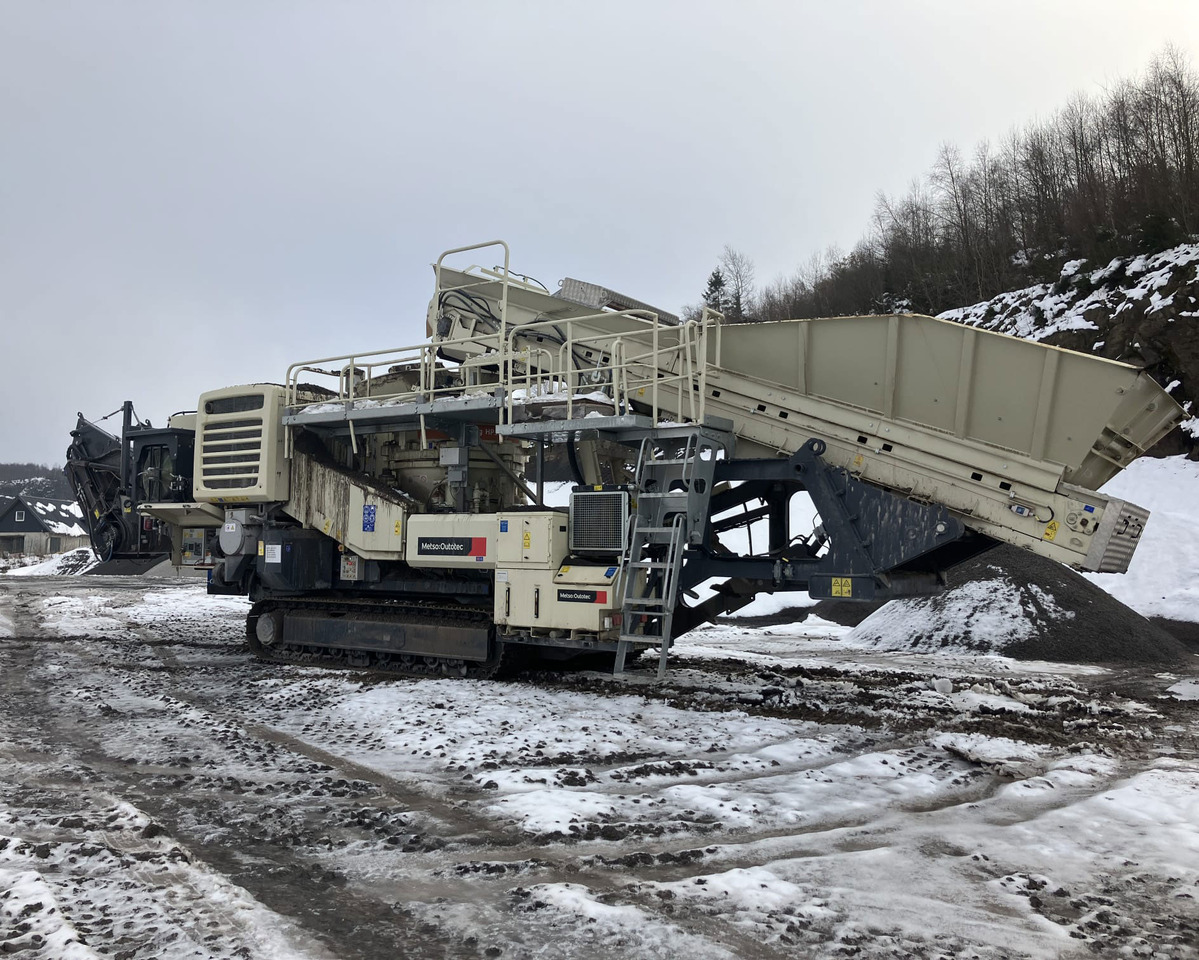 Metso LT300 HP - Concasor conice: Foto 2 Metso LT300 HP - Concasor conice: Foto 2