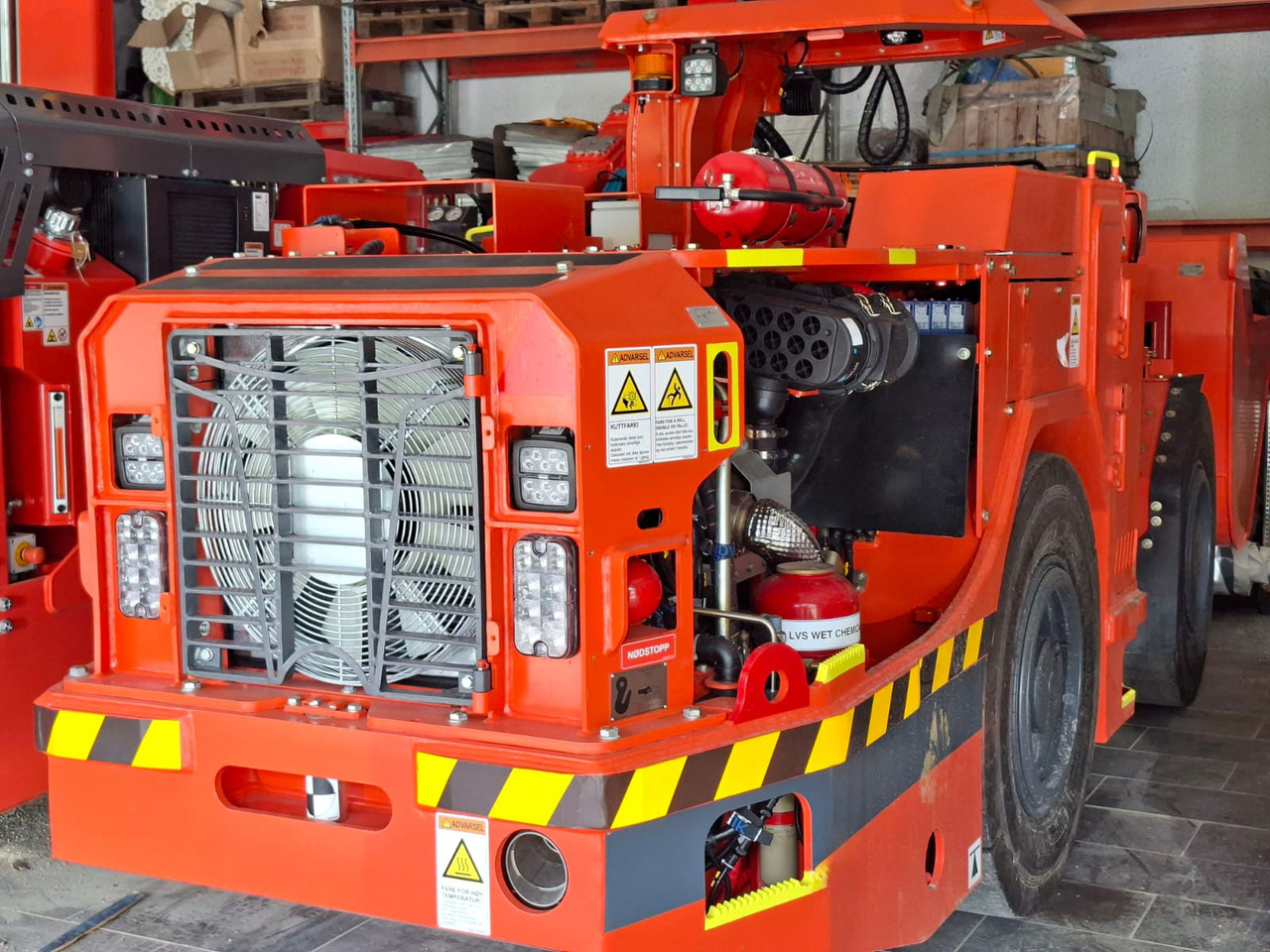 Sandvik LH202 - Utilaje miniere: Foto 1 Sandvik LH202 - Utilaje miniere: Foto 1