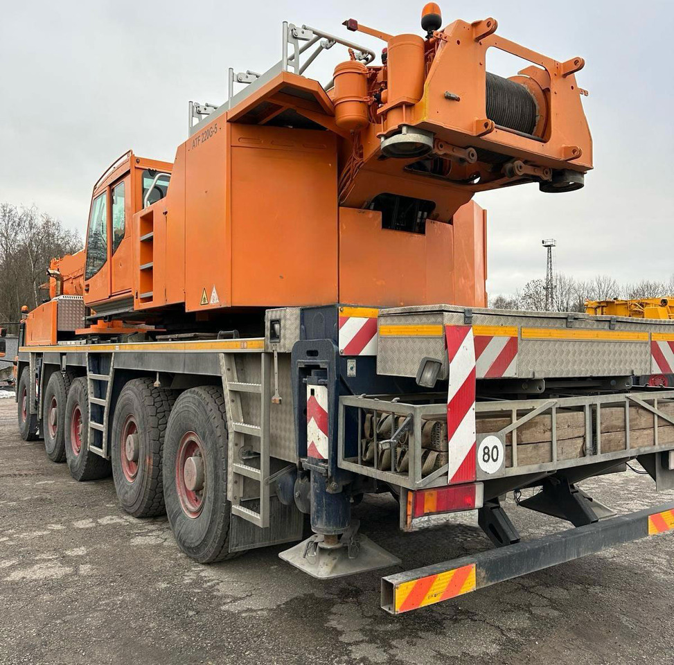 Tadano Faun ATF 220G-5 - Automacara: Foto 3 Tadano Faun ATF 220G-5 - Automacara: Foto 3