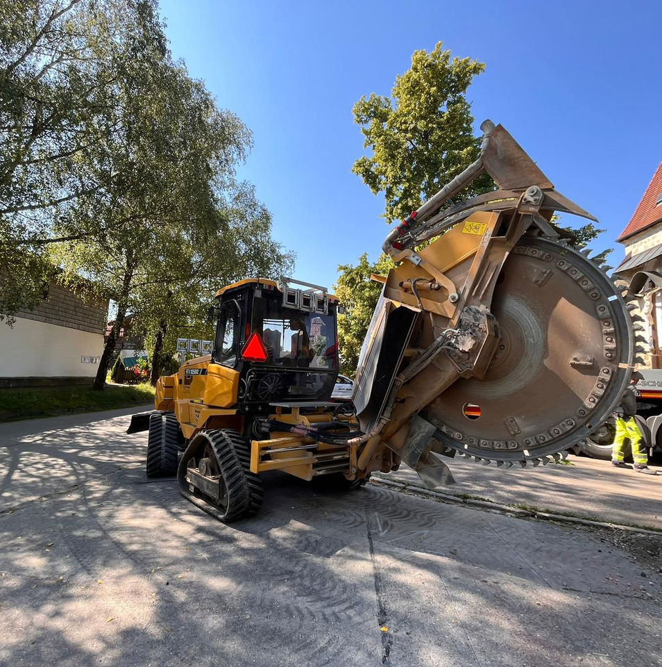Vermeer RTX1250i2 - Săpător de şanţuri: Foto 5 Vermeer RTX1250i2 - Săpător de şanţuri: Foto 5