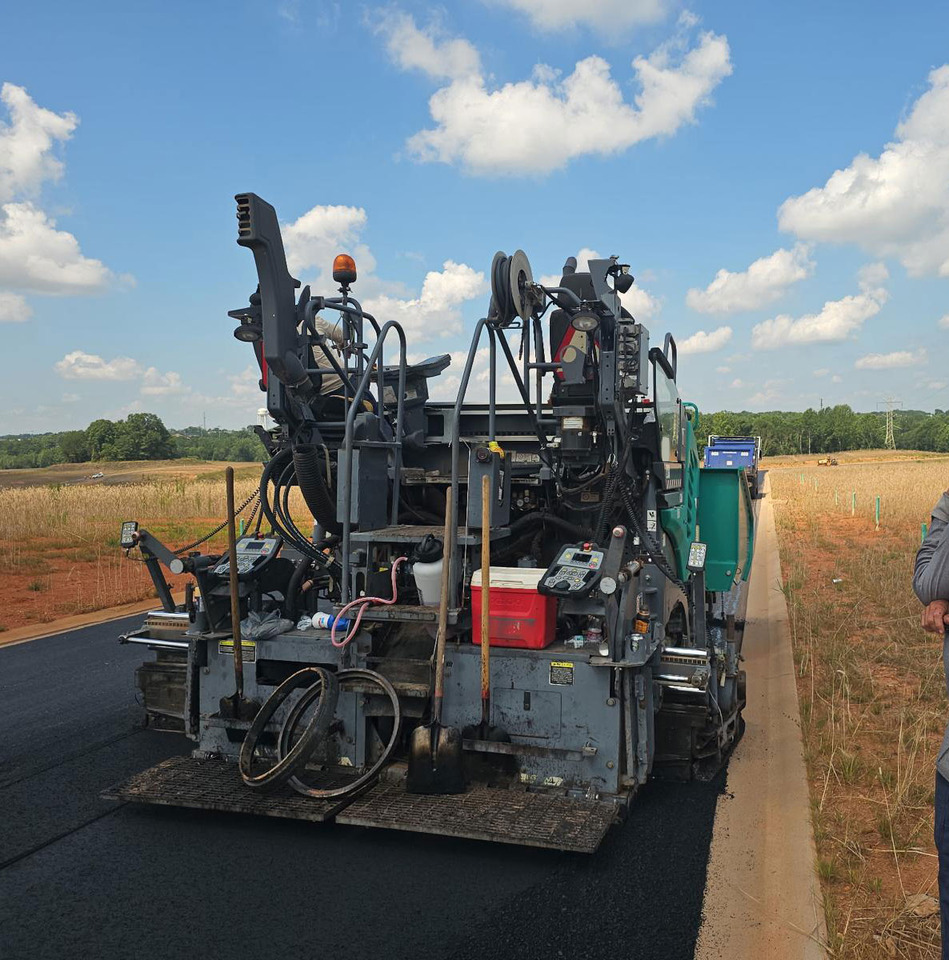 Vogele Super 1700-3i - Finisor de asfalt: Foto 4 Vogele Super 1700-3i - Finisor de asfalt: Foto 4