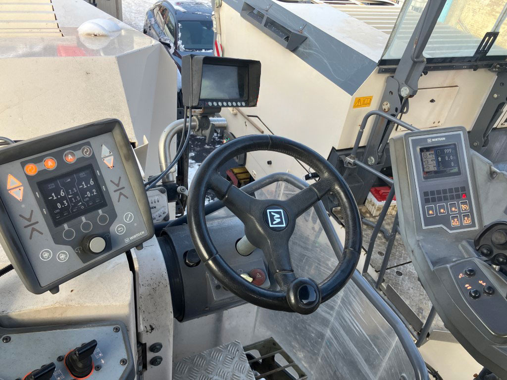 Wirtgen W 120 CFI - Utilaje pentru frezare: Foto 4 Wirtgen W 120 CFI - Utilaje pentru frezare: Foto 4