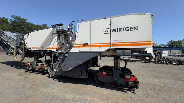 Wirtgen W 220 I - Utilaje pentru frezare: Foto 5 Wirtgen W 220 I - Utilaje pentru frezare: Foto 5