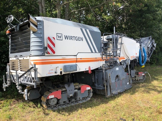 Wirtgen W 220 I - Utilaje pentru frezare: Foto 1 Wirtgen W 220 I - Utilaje pentru frezare: Foto 1