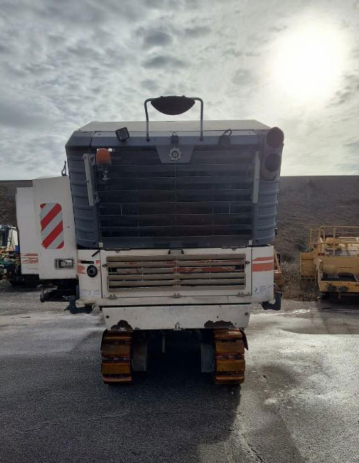 Wirtgen W 220 - Utilaje pentru frezare: Foto 5 Wirtgen W 220 - Utilaje pentru frezare: Foto 5