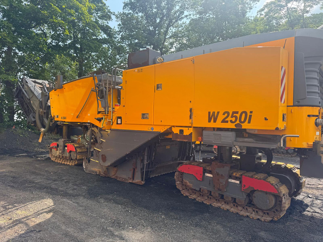 Wirtgen W 250 I - Utilaje pentru frezare: Foto 4 Wirtgen W 250 I - Utilaje pentru frezare: Foto 4