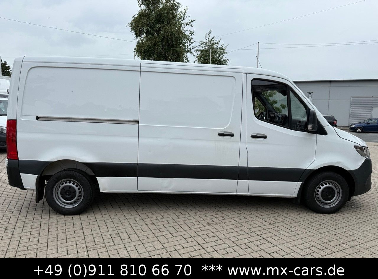 Mercedes-Benz Sprinter 214 CDi L2H1 Klima Kamera No. 314-16 - Autoutilitară compactă: Foto 4 Mercedes-Benz Sprinter 214 CDi L2H1 Klima Kamera No. 314-16 - Autoutilitară compactă: Foto 4