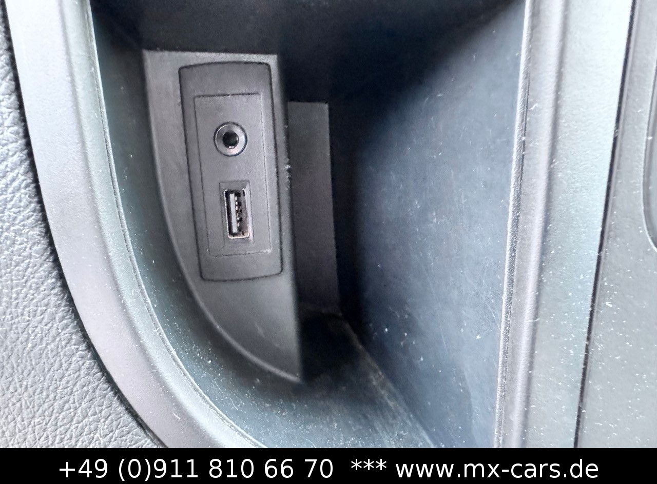 Transport persoane Mercedes-Benz Vito 110 CDi Tourer extralang 9 Sitze Bus Klima: Foto 27