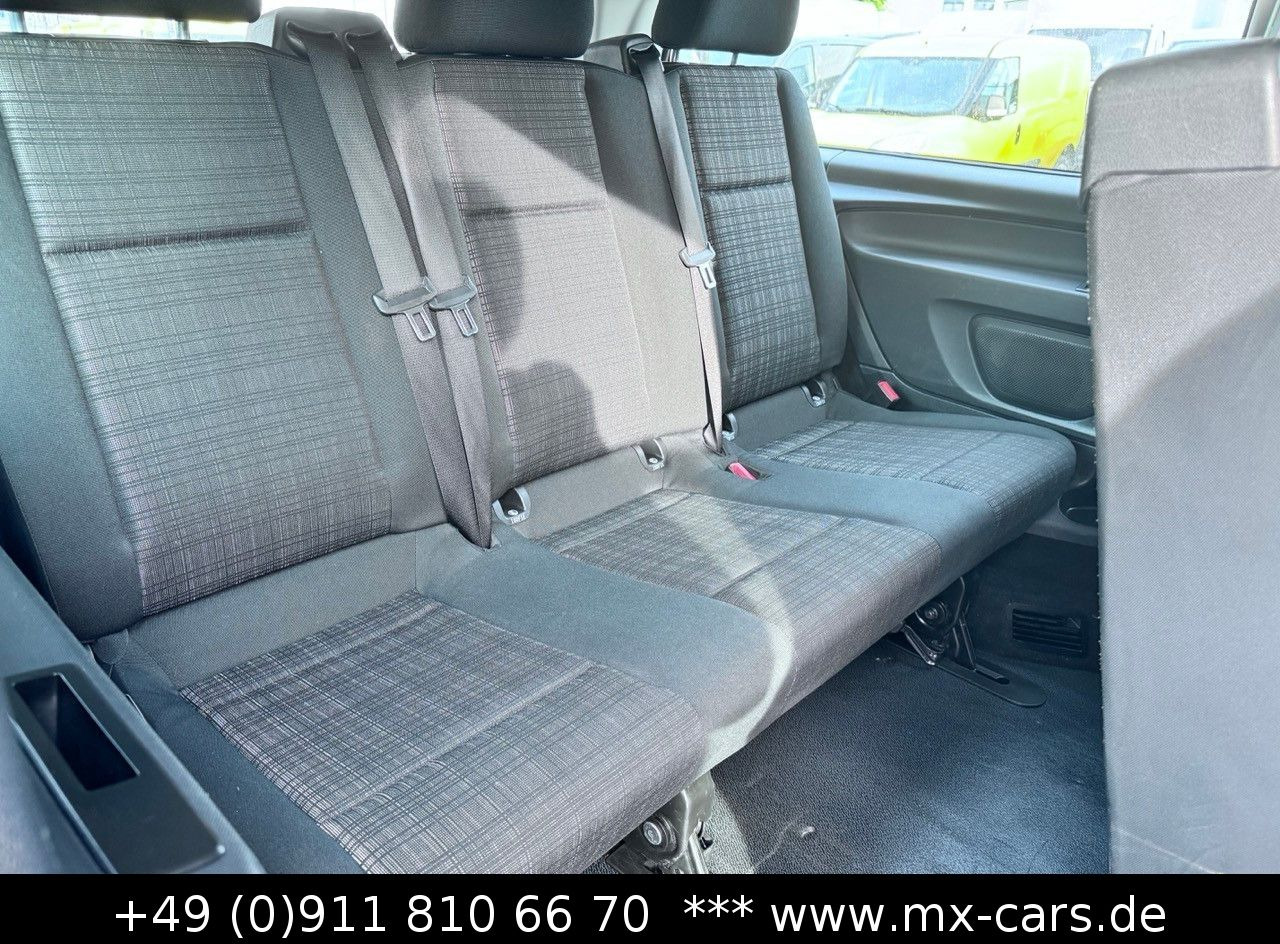 Transport persoane Mercedes-Benz Vito 110 CDi Tourer extralang 9 Sitze Bus Klima: Foto 17