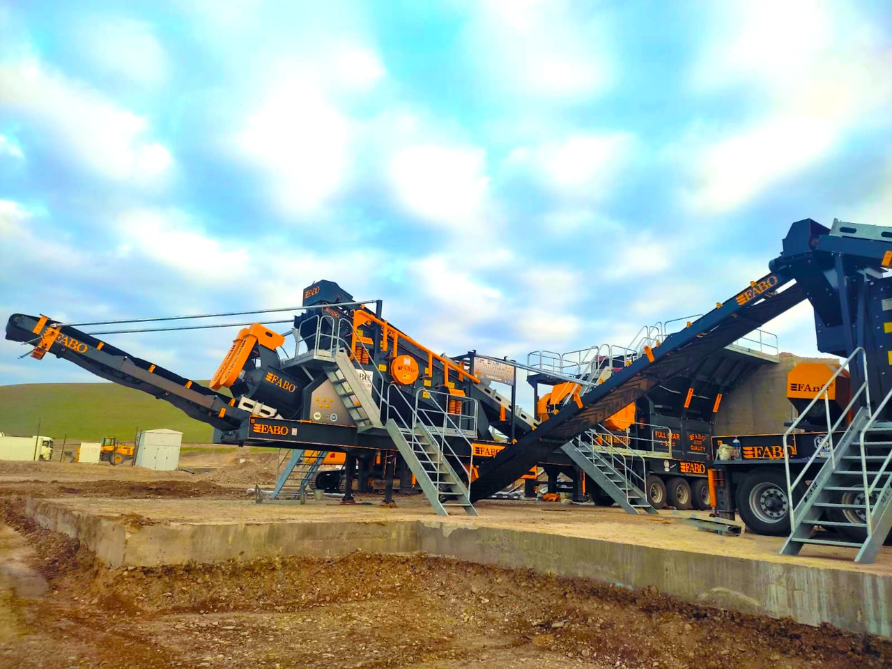 FABO Mobile crusher - Concasor: Foto 3 FABO Mobile crusher - Concasor: Foto 3