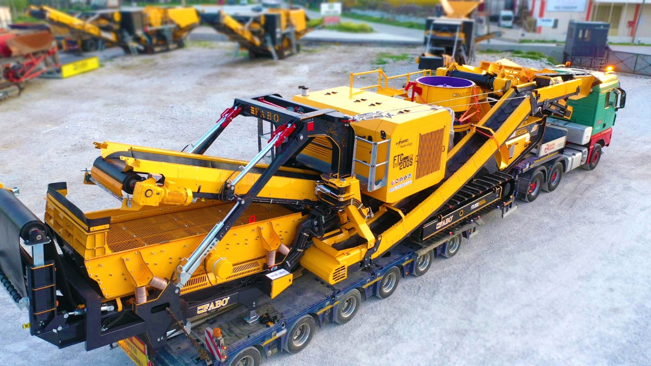 FABO crawler crusher - Concasor mobil: Foto 4 FABO crawler crusher - Concasor mobil: Foto 4