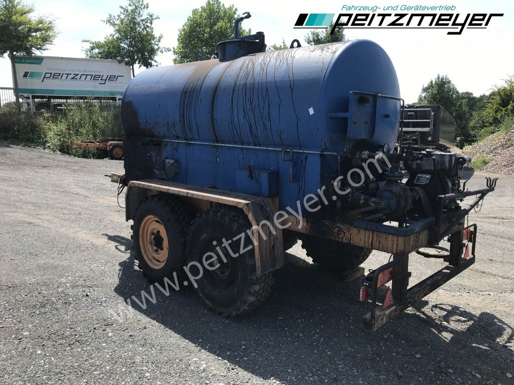 BATHE TANDEMANHÄNGER Bitum / Teerkocher 3,5 m³ Hatz Diesel-Motor 1 B 40 - Gudronator: Foto 2 BATHE TANDEMANHÄNGER Bitum / Teerkocher 3,5 m³ Hatz Diesel-Motor 1 B 40 - Gudronator: Foto 2