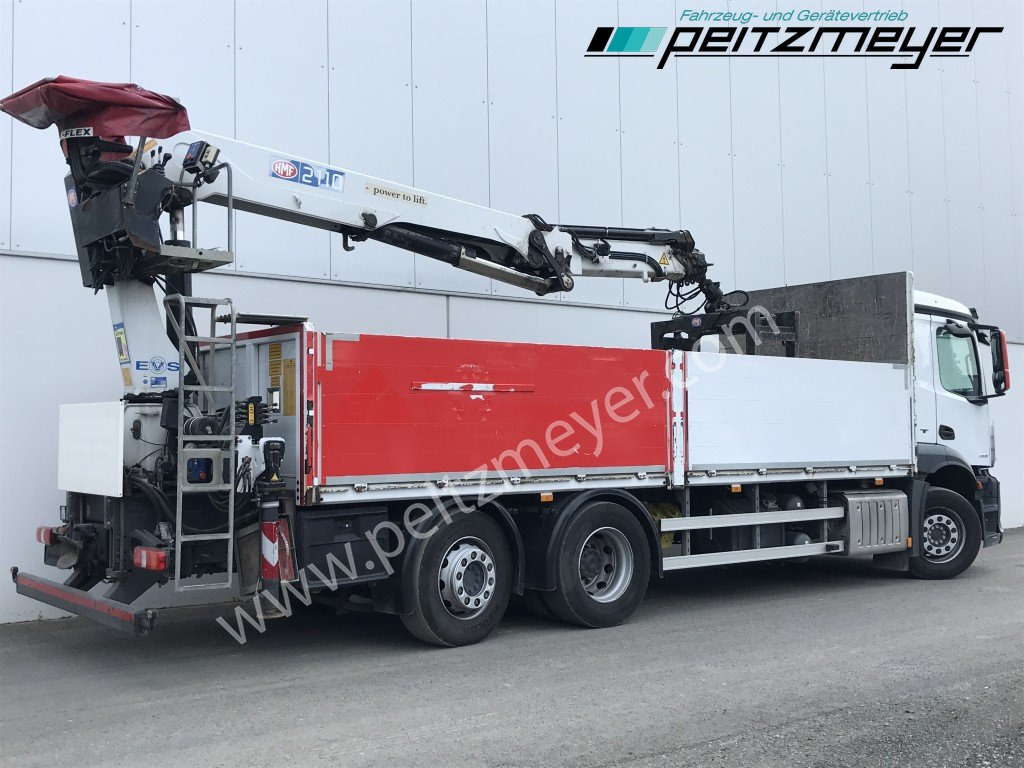 MERCEDES-BENZ Antos 2536 LL Pritsche HMF 2110-L5 5 fach Ausschub mit Steinzange - Camion platformă, Camion cu macara: Foto 3 MERCEDES-BENZ Antos 2536 LL Pritsche HMF 2110-L5 5 fach Ausschub mit Steinzange - Camion platformă, Camion cu macara: Foto 3