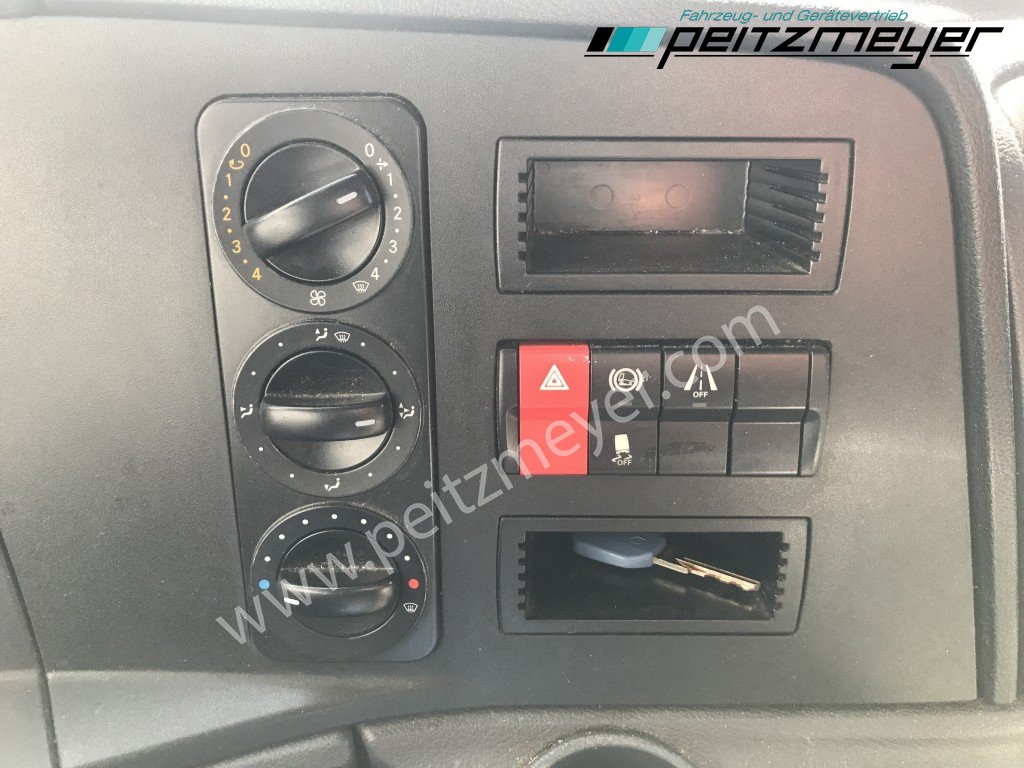 Camion frigider MERCEDES-BENZ Atego 818 L Tiefkühlkoffer m. Trennwand, Thermok T 800, LBW: Foto 12