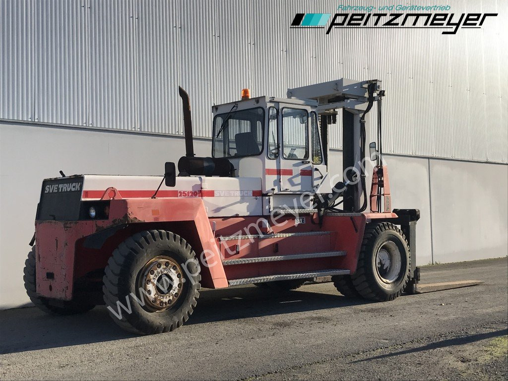 Svetruck Gabelstapler 25120-45 drehbarer Fahrersitz - Stivuitor diesel: Foto 3 Svetruck Gabelstapler 25120-45 drehbarer Fahrersitz - Stivuitor diesel: Foto 3