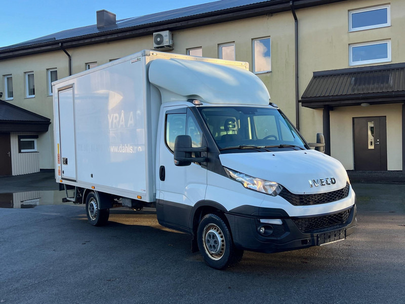 Iveco Daily - Autoutilitară box: Foto 2 Iveco Daily - Autoutilitară box: Foto 2