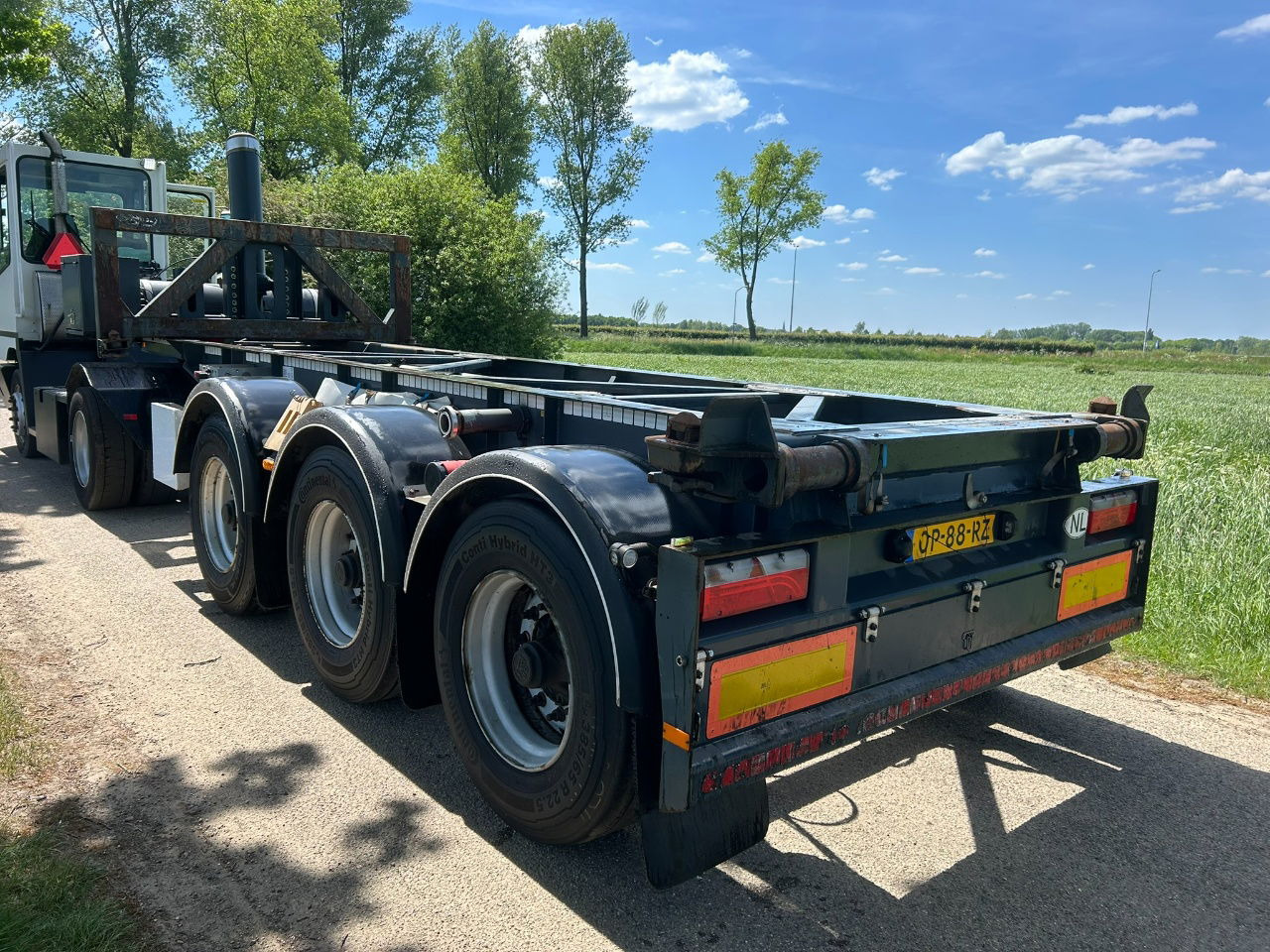 Van Hool 20 ft tipping / elect. 24 v / Tuf 3-2026 / Tyres 70 / Only 49500 km / t - Semiremorcă transport containere/ Swap body: Foto 4 Van Hool 20 ft tipping / elect. 24 v / Tuf 3-2026 / Tyres 70 / Only 49500 km / t - Semiremorcă transport containere/ Swap body: Foto 4