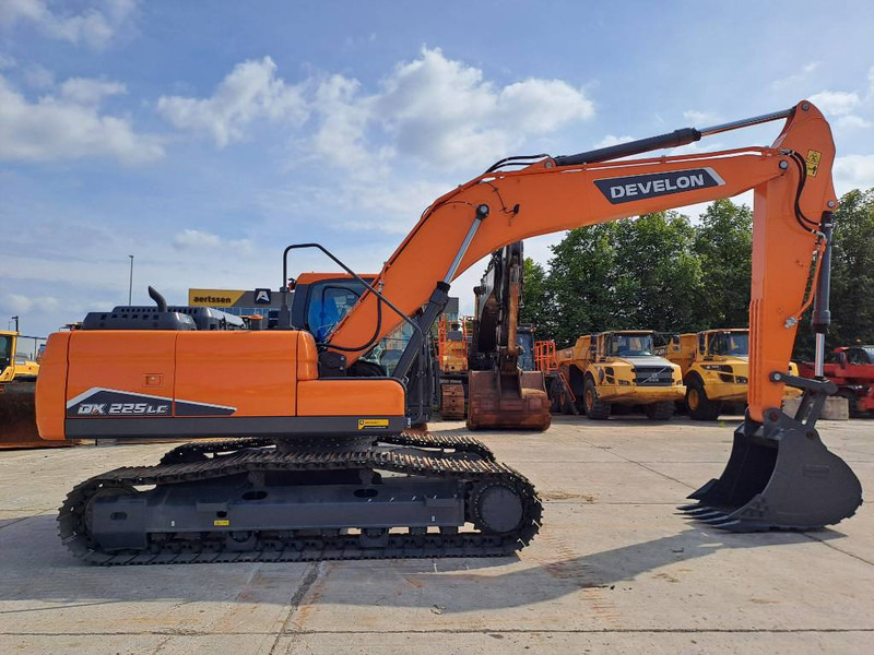 Develon DX225LC-7M (4 pieces available) - Excavator pe şenile: Foto 5 Develon DX225LC-7M (4 pieces available) - Excavator pe şenile: Foto 5