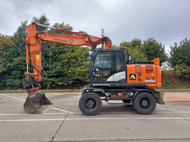 Hitachi ZX170W-6 (+ Rototilt R5) - Excavator pe roţi: Foto 1 Hitachi ZX170W-6 (+ Rototilt R5) - Excavator pe roţi: Foto 1