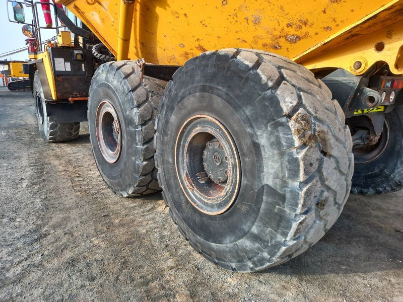 Camion articulat Komatsu HM400-3R (4 pcs available in Abu Dhabi): Foto 15