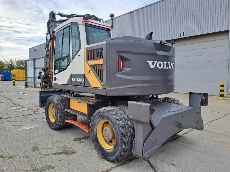 Volvo EWR150E + Engcon Rototilt - Excavator pe roţi: Foto 2 Volvo EWR150E + Engcon Rototilt - Excavator pe roţi: Foto 2