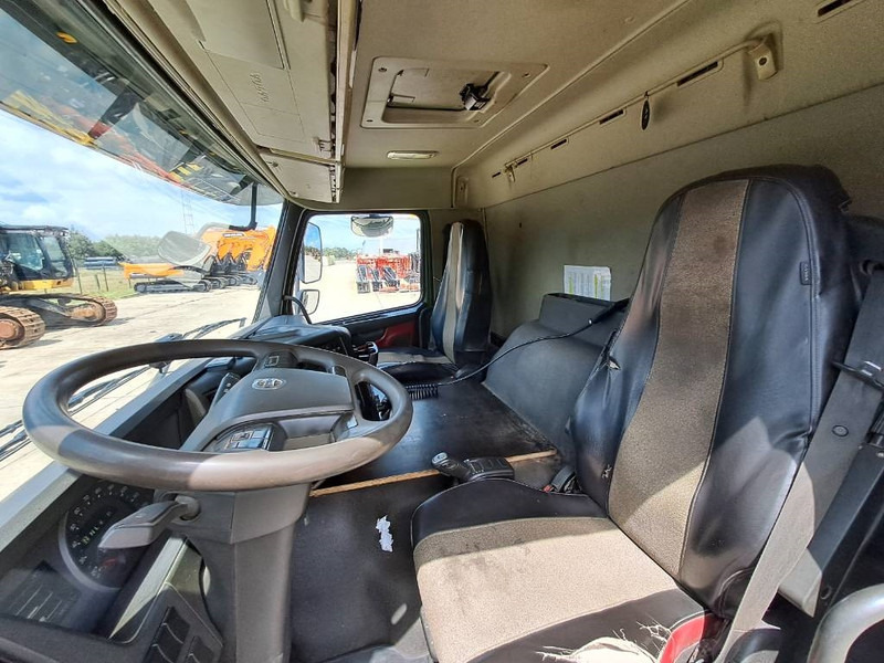 Volvo FMX460 + HIAB 622 E-6 HIPRO 16m + Fly Jib 11 - Camion cu macara: Foto 5 Volvo FMX460 + HIAB 622 E-6 HIPRO 16m + Fly Jib 11 - Camion cu macara: Foto 5