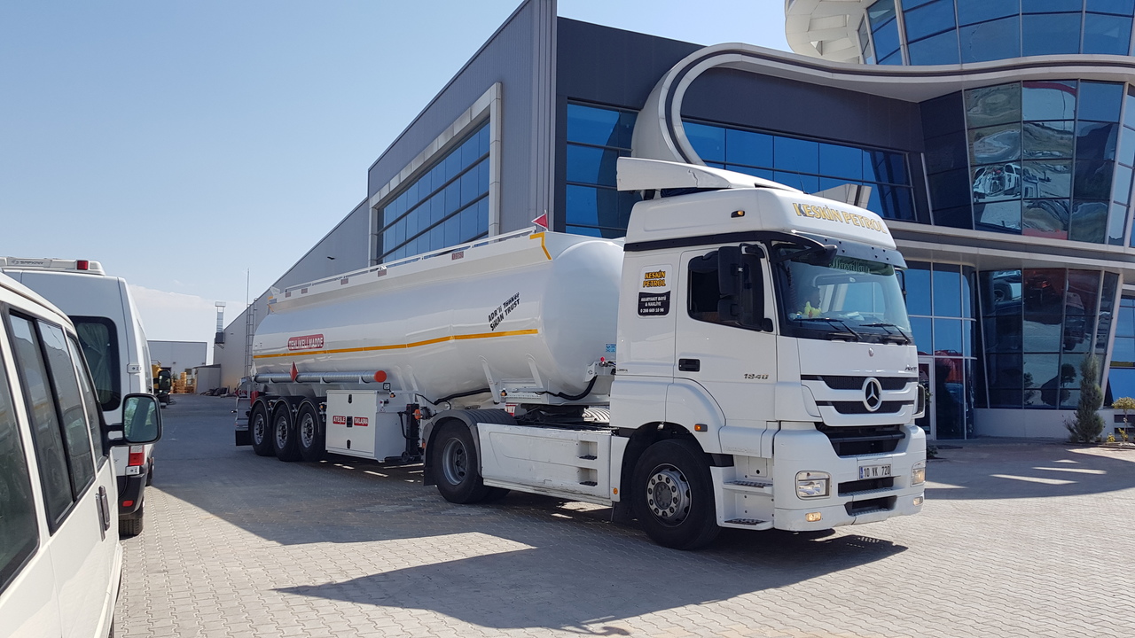 Semiremorcă cisternă pentru transport de combustibili nou SINAN TANKER-TREYLER Aluminium, fuel tanker- Бензовоз Алюминьевый: Foto 19 Semiremorcă cisternă pentru transport de combustibili nou SINAN TANKER-TREYLER Aluminium, fuel tanker- Бензовоз Алюминьевый: Foto 19