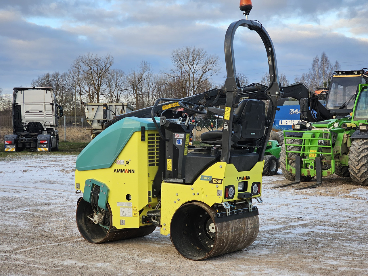 AMMANN ARX 12-2 - Cilindru compactor: Foto 3 AMMANN ARX 12-2 - Cilindru compactor: Foto 3