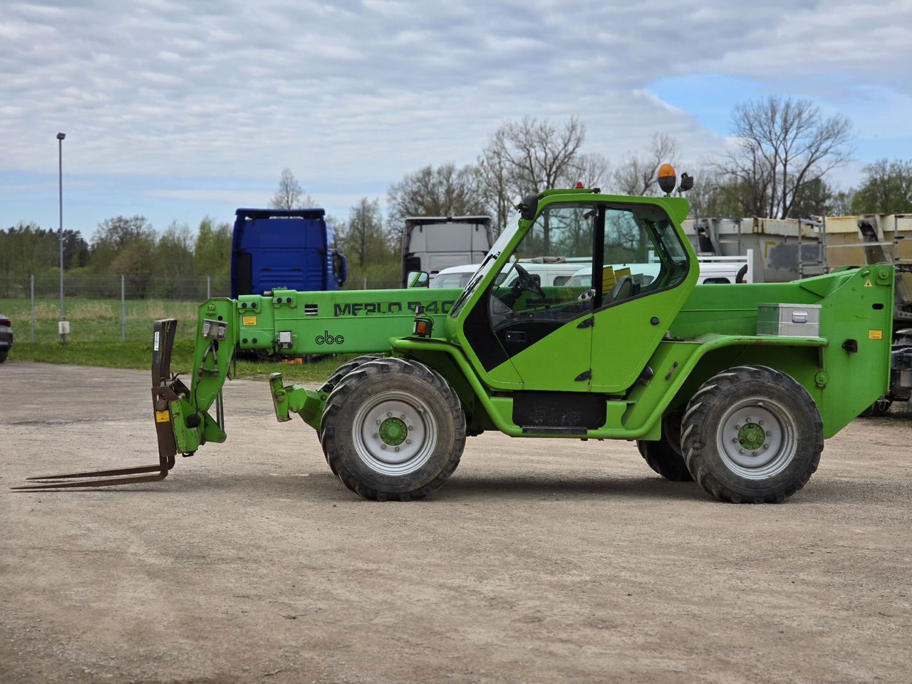 MERLO P40.14 K - Încărcător pe roți telescopic: Foto 1 MERLO P40.14 K - Încărcător pe roți telescopic: Foto 1