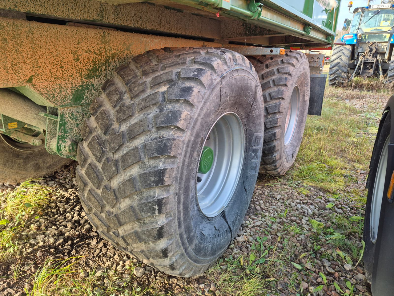 Western WF16S - Remorcă autobasculantă agricolă: Foto 4 Western WF16S - Remorcă autobasculantă agricolă: Foto 4