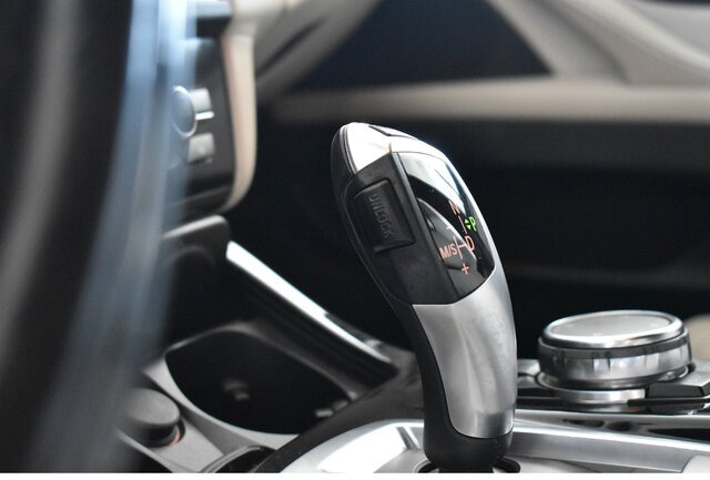 BMW 530d xDrive INDIVIDUAL CONNECTED DRIVE ECO PRO... - Berlină/ Sedan: Foto 2 BMW 530d xDrive INDIVIDUAL CONNECTED DRIVE ECO PRO... - Berlină/ Sedan: Foto 2