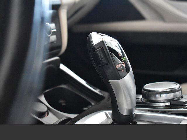 BMW 530d xDrive INDIVIDUAL CONNECTED DRIVE ECO PRO... - Berlină/ Sedan: Foto 3 BMW 530d xDrive INDIVIDUAL CONNECTED DRIVE ECO PRO... - Berlină/ Sedan: Foto 3