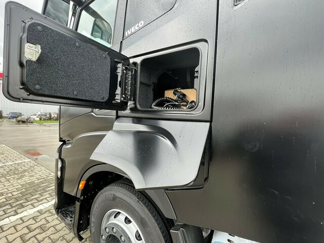 IVECO S-Way AS440S49T/P - AF4T COMFORT+AERO+ LED+NAVI... - Cap tractor: Foto 3 IVECO S-Way AS440S49T/P - AF4T COMFORT+AERO+ LED+NAVI... - Cap tractor: Foto 3