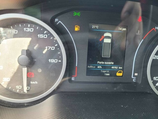 IVECO Daily 35C16H3.0 Kastenaufbau + Kran... - Dubă: Foto 3 IVECO Daily 35C16H3.0 Kastenaufbau + Kran... - Dubă: Foto 3