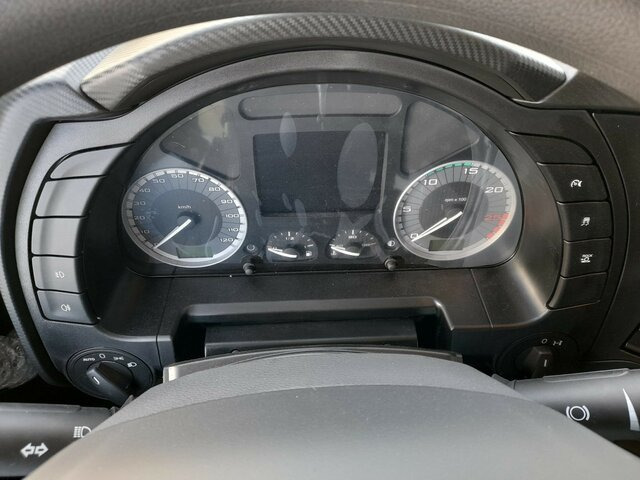 IVECO X-Way AT280X46Y/PS ON++LED+KRAN + KIPPMULDE... - Camion cu macara, Camion platformă: Foto 4 IVECO X-Way AT280X46Y/PS ON++LED+KRAN + KIPPMULDE... - Camion cu macara, Camion platformă: Foto 4