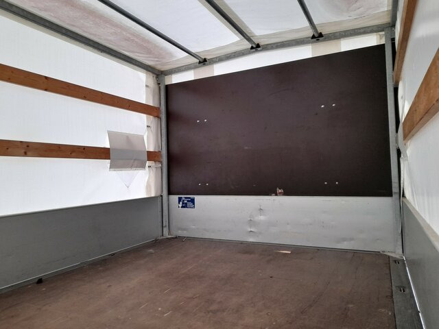 MERCEDES-BENZ Sprinter 316 DOKA 4X4+6 LOCURI+BENA TRANSPORT... - Microbuz, Transport persoane: Foto 2 MERCEDES-BENZ Sprinter 316 DOKA 4X4+6 LOCURI+BENA TRANSPORT... - Microbuz, Transport persoane: Foto 2