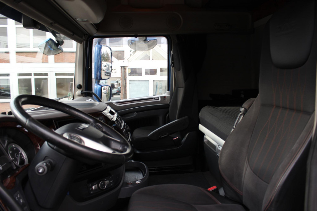 Daf 480 SSC Retarder Kühlbox 2 Tanks Standklima - Cap tractor: Foto 4 Daf 480 SSC Retarder Kühlbox 2 Tanks Standklima - Cap tractor: Foto 4