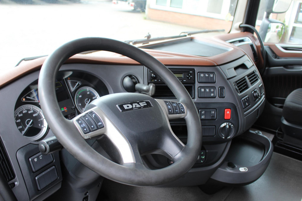 Daf XF 480 SC Retarder ACC LDWS Standklima Kühlbox - Cap tractor: Foto 3 Daf XF 480 SC Retarder ACC LDWS Standklima Kühlbox - Cap tractor: Foto 3