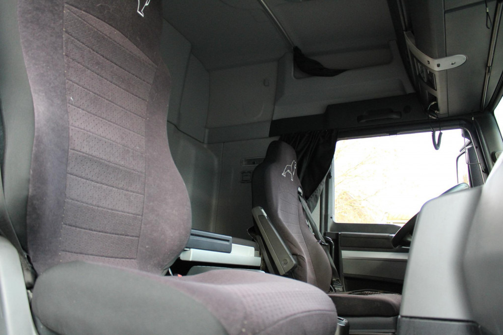 MAN TGX 18.480 E6 Retarder Kompressor Alufelgen Kühl - Cap tractor: Foto 2 MAN TGX 18.480 E6 Retarder Kompressor Alufelgen Kühl - Cap tractor: Foto 2