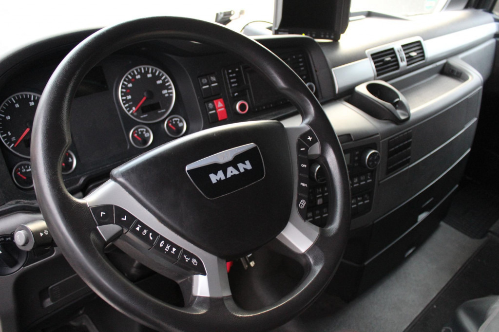 MAN TGX 18.480 E6 Retarder Kompressor Alufelgen Kühl - Cap tractor: Foto 5 MAN TGX 18.480 E6 Retarder Kompressor Alufelgen Kühl - Cap tractor: Foto 5