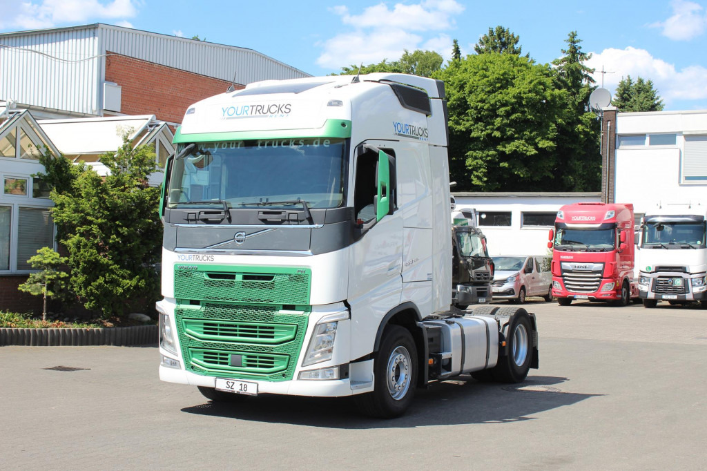 Volvo FH 460 E6 Globetrotter 2 Tanks i-Park Cool - Cap tractor: Foto 1 Volvo FH 460 E6 Globetrotter 2 Tanks i-Park Cool - Cap tractor: Foto 1